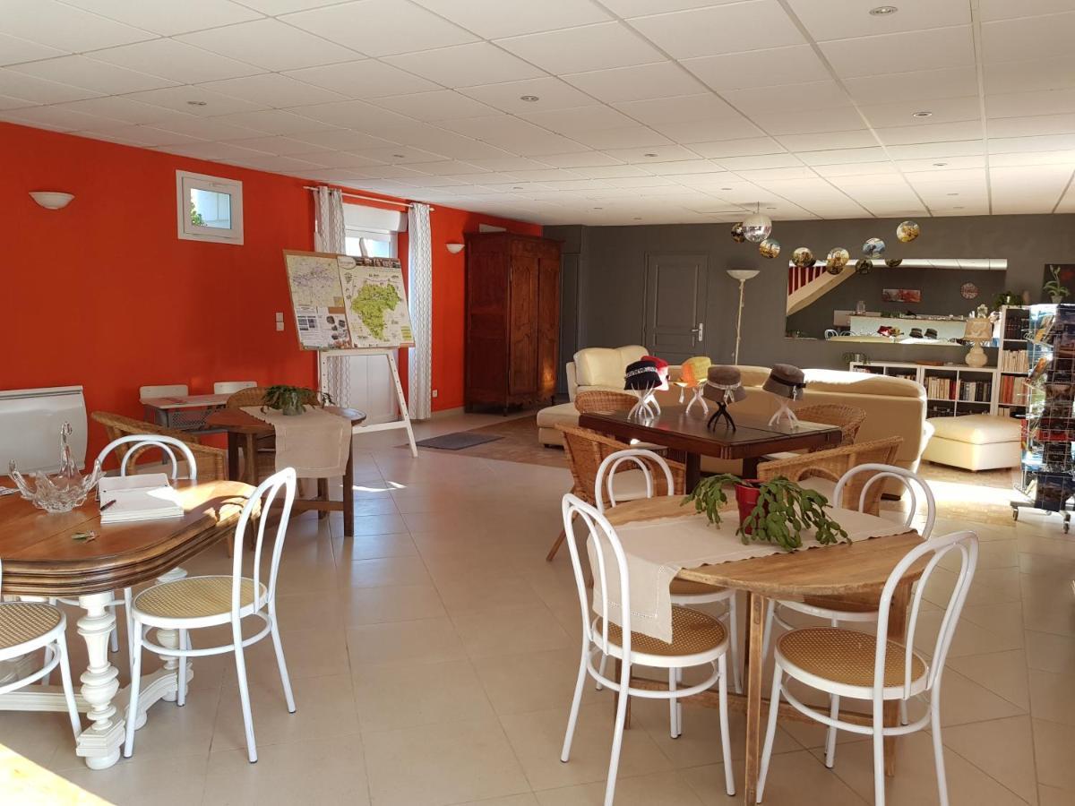 Chambres Des Rosiers Sennevieres Eksteriør bilde