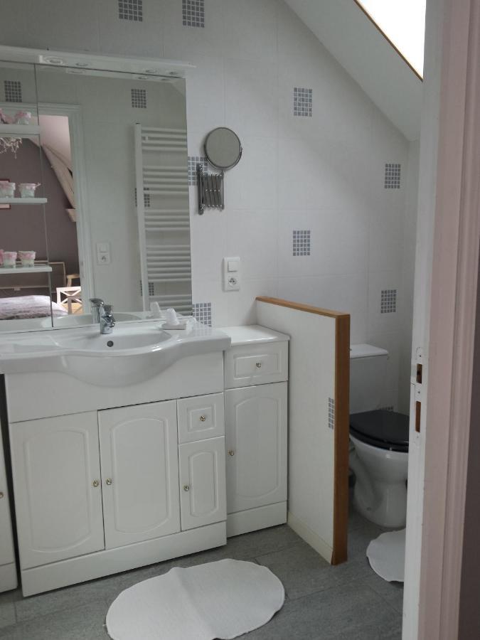 Chambres Des Rosiers Sennevieres Eksteriør bilde