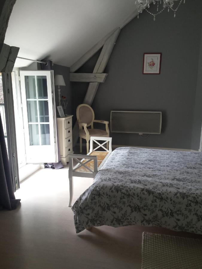 Chambres Des Rosiers Sennevieres Eksteriør bilde